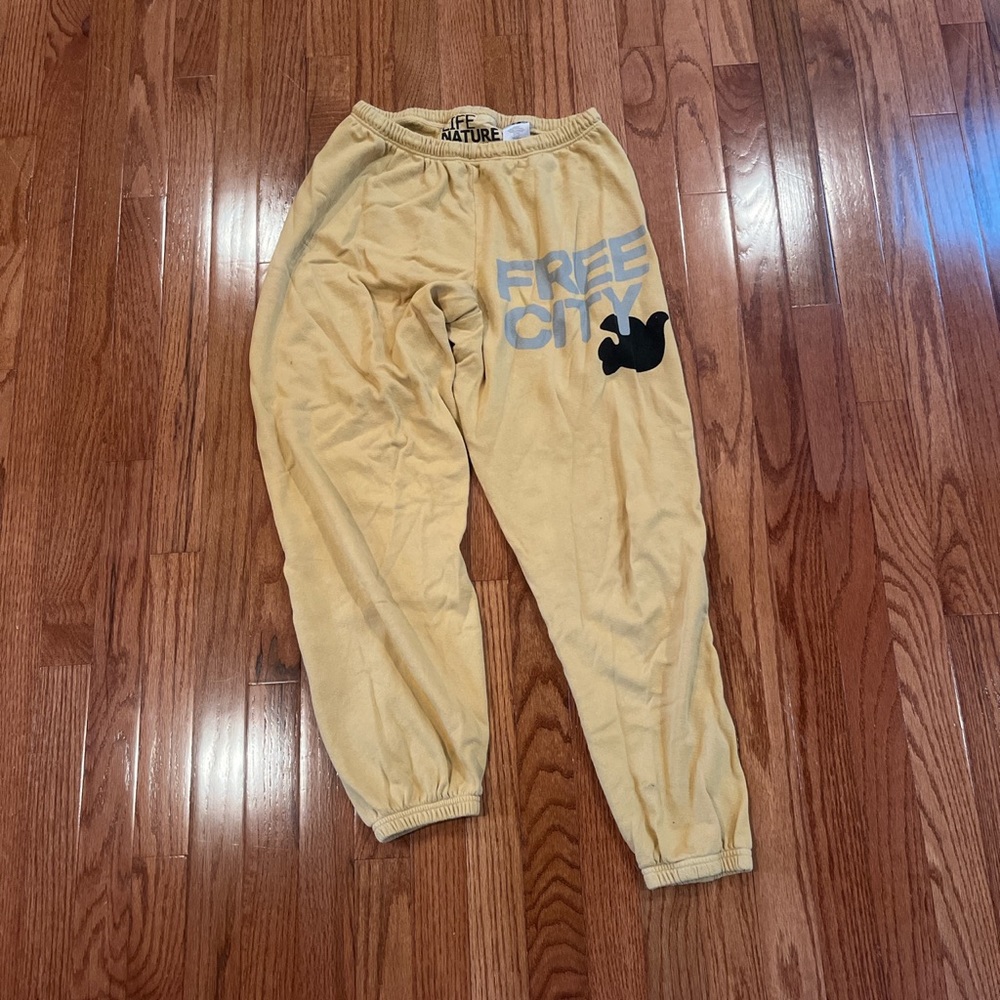 FREE CITY SWEATPANTS - Picture 3 of 3